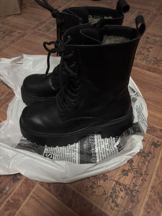 Чоботи зимові жіночі