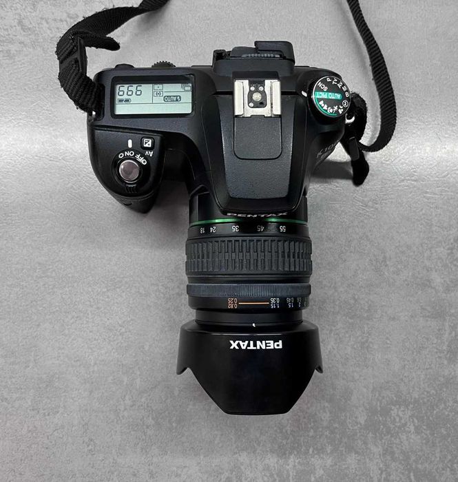 Pentax K100D Super + obiektyw