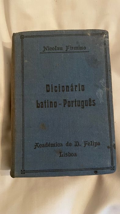 Dicionário Latino-Português