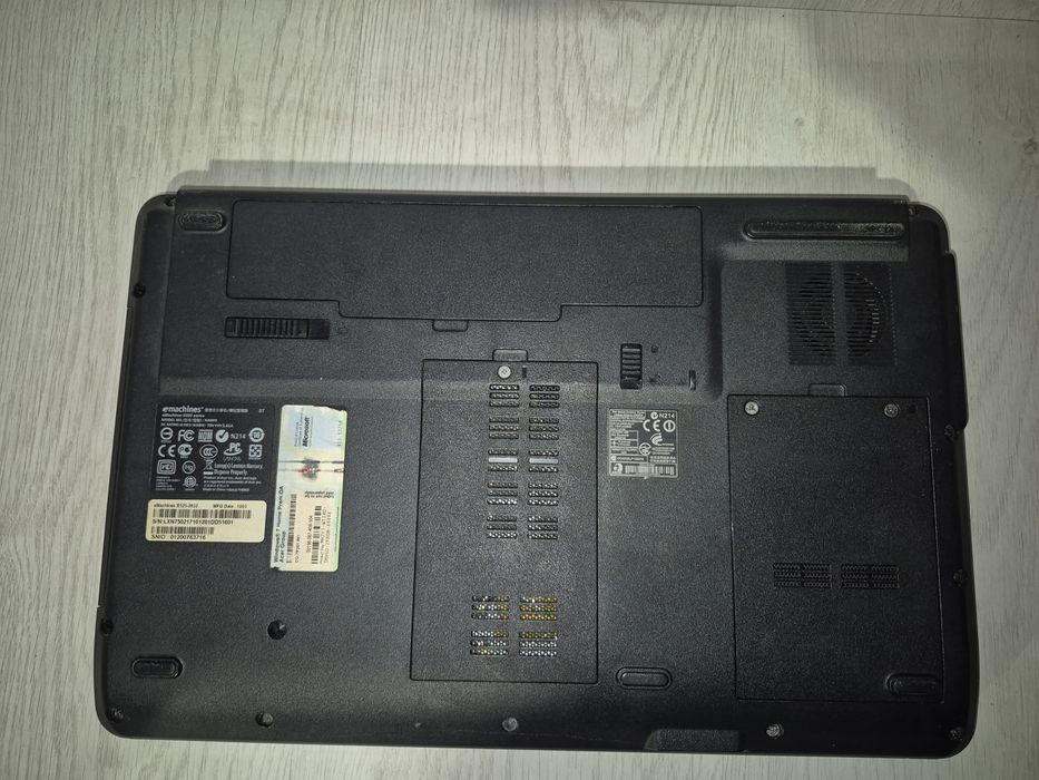 Продам Acer eMachines E525 Ddr3
