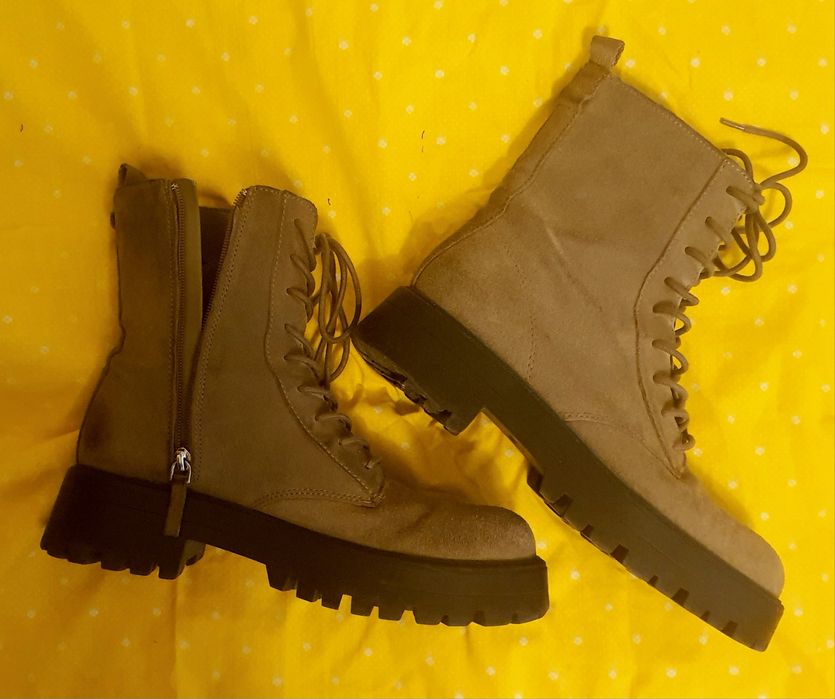 Martensy trzewiki sznurowane jasny khaki naturalna skóra krowia 7/40