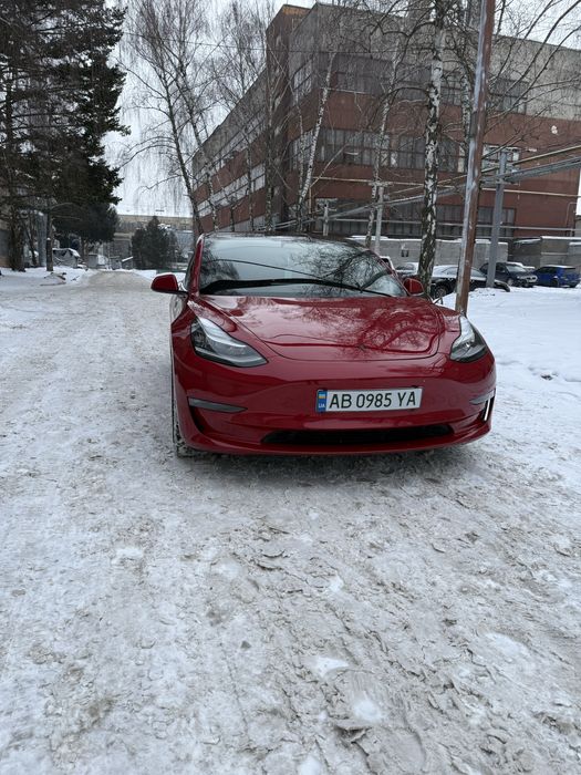 TESLA MODEL 3 (2020 рік)