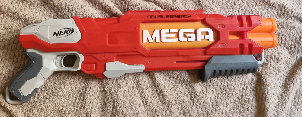бластер  NERF MEGA
