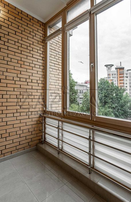 ОРЕНДА квартири на Лютеранській, 10А. Хрещатик 3хв