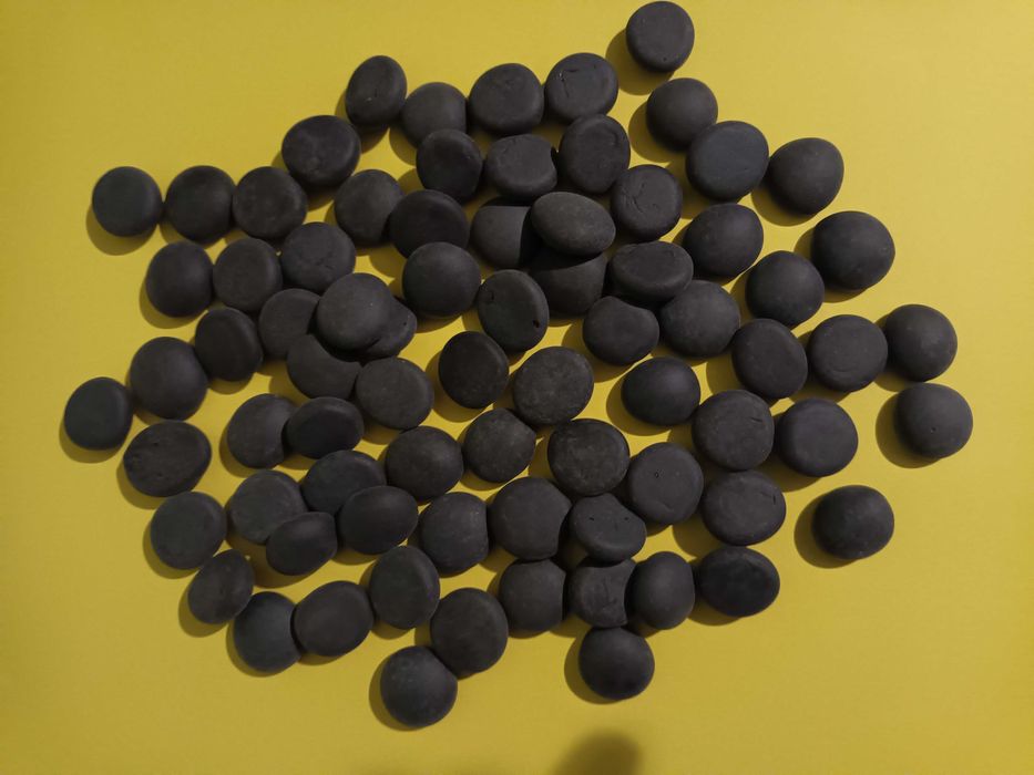 Wyprzedaż-kamienie,kamyczki ozdobne ciemno-szare matowe-TANIO