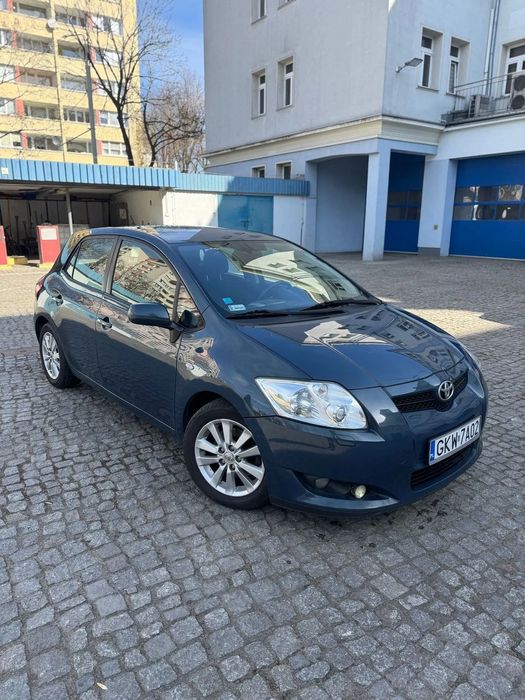 Toyota Auris 1.4 D-4D • Bogata wersja • Bezwypadkowy • 2 właściciel