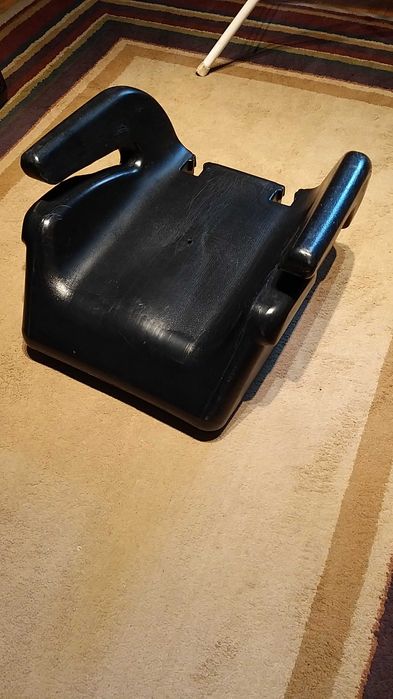 assento ou cadeira auto elevatório para criança