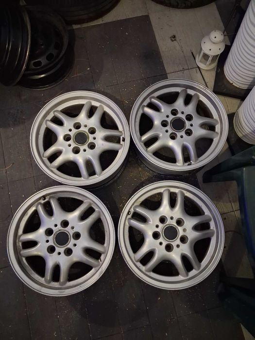 BMW 3 -felgi 16" org/
