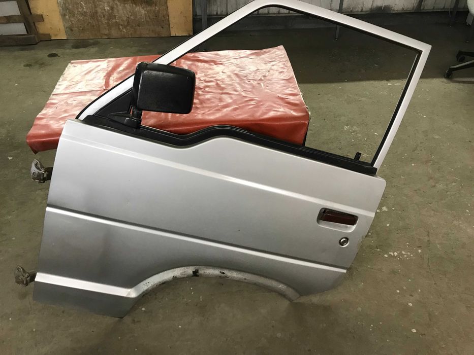 Двері водія TOYOTA HIACE 85-89 3Y 2.2 тойота хайс