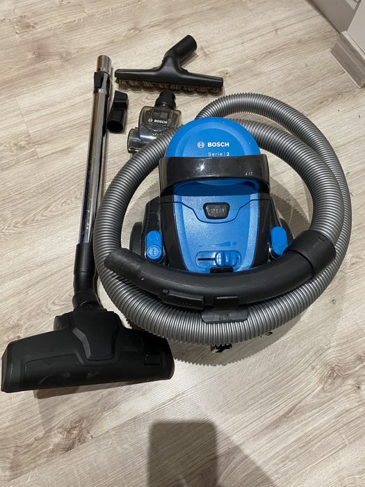 Bosch Serie 2 Odkurzacz Bezworkowy, Turkusowy, 700.0W