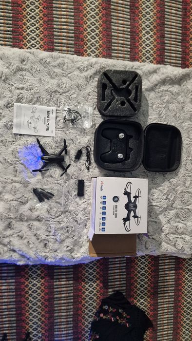 Drone Mini FPV RC Tech – Compacto, Divertido e Fácil de Usar