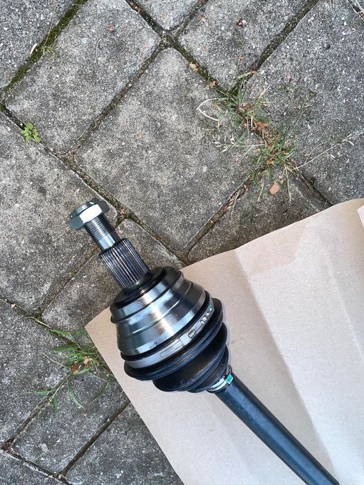 Półoś napędowa - SKF VKJC 1106