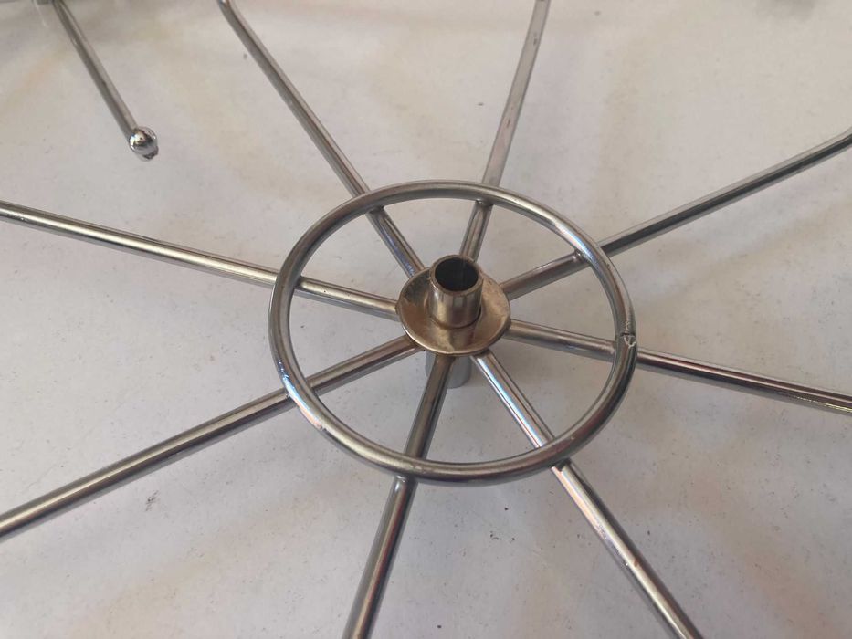 Expositor Rotativo em Metal para Jóias ou outros artigos