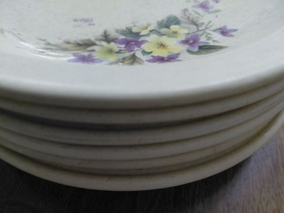 Conjunto de 6  pratos / terrina, marca ALFE, desde