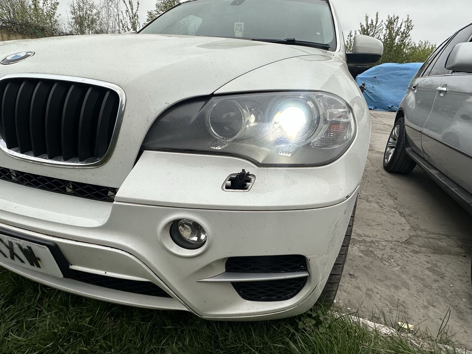 Фара фари xenon BMW X5 Е70 ксенон БМВ Х5 E70