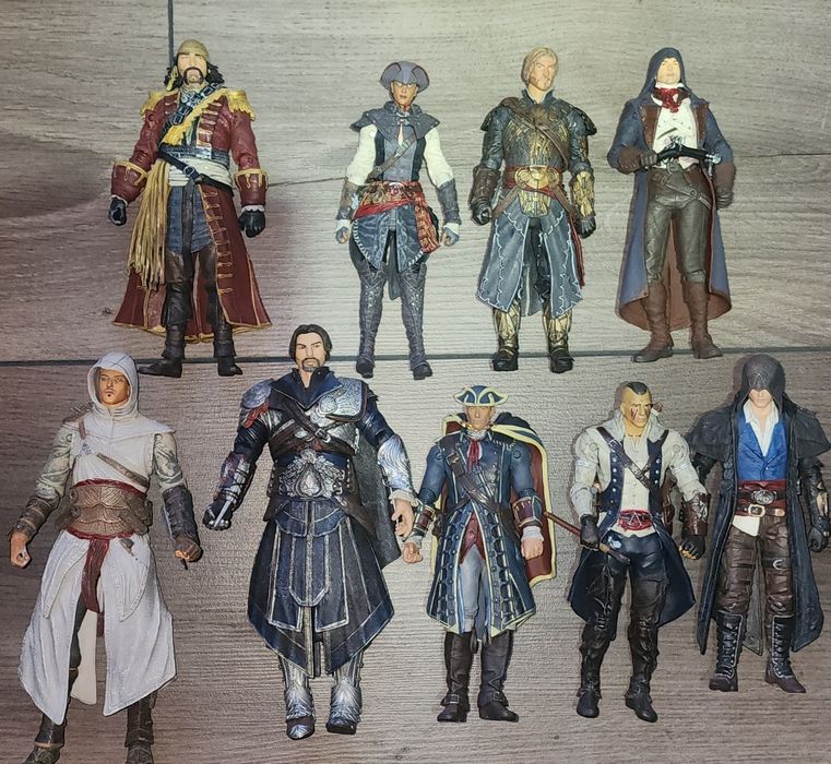 McFarlane Neca Asassins Creed, фигурки б/у, комплектация как на фото