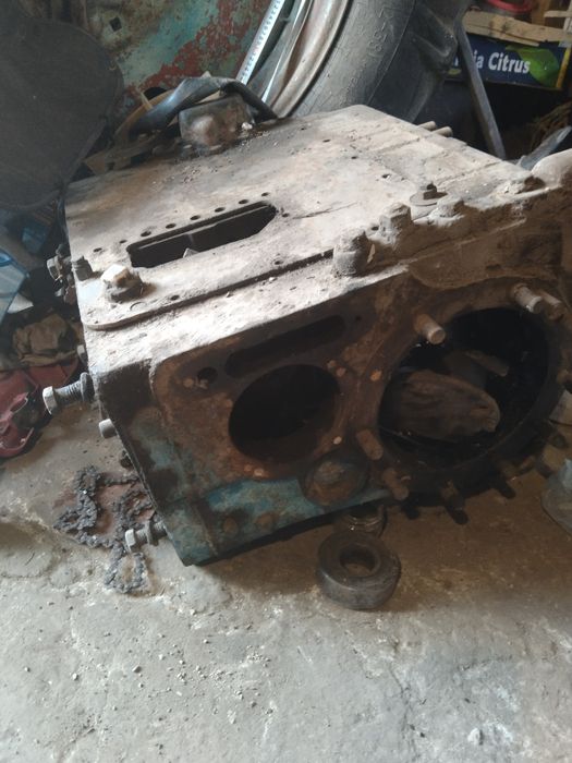 Запчастини до трактора Т-40