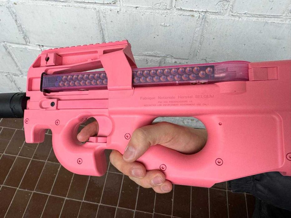 Професійний іграшковий автомат P90 на орбізах (орбіган)