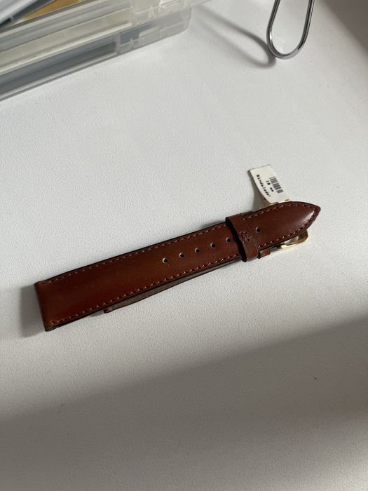 Кожаный браслет для часов