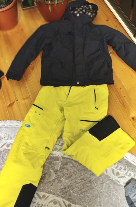 Чоловічий лижний костюм