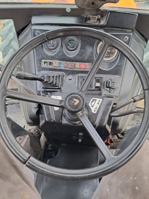 Renault pales 230