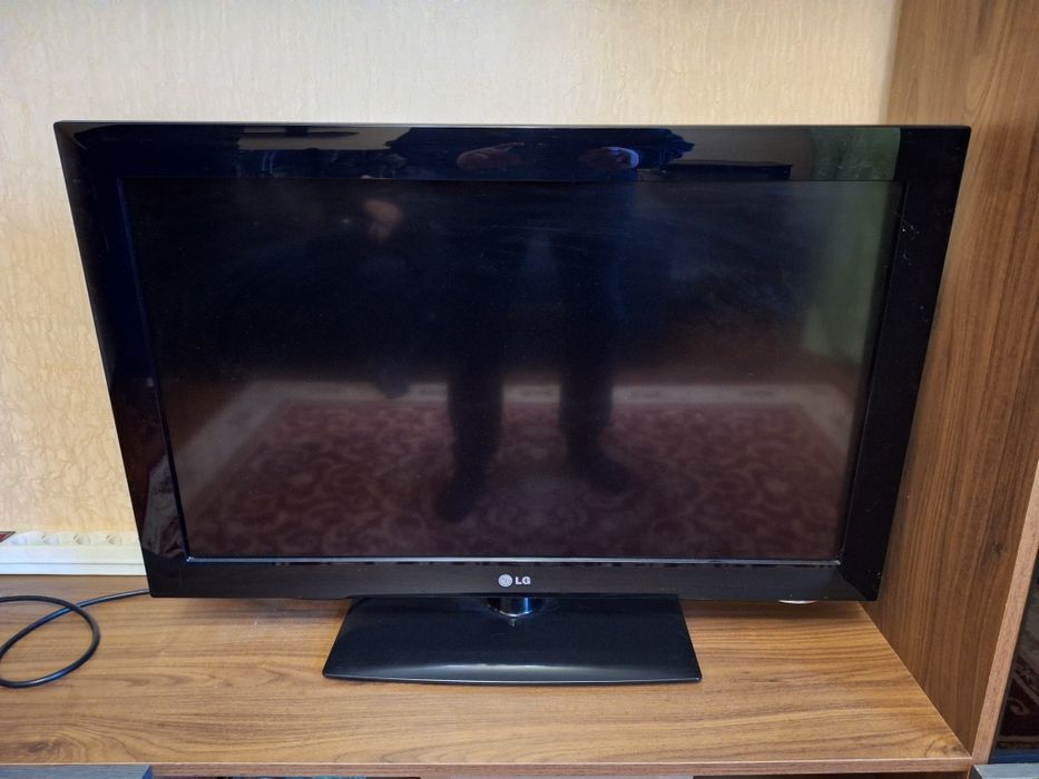 Продам Телевизор Lg