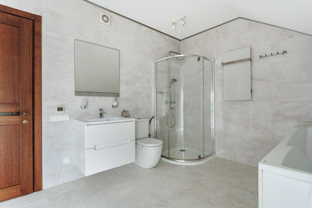 Продаж БУДИНКУ  в Гореничах 180 м2 на 10 соток