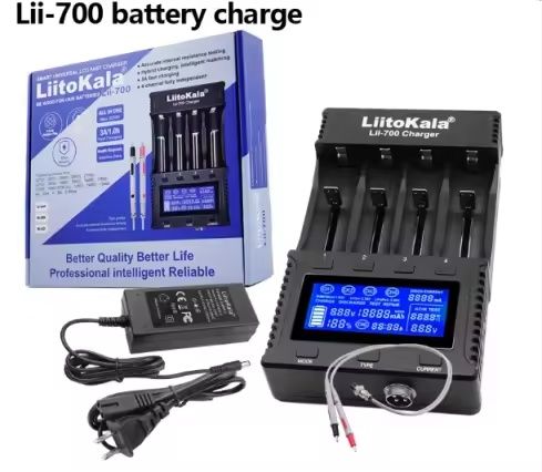 Зарядний пристрій LiitoKala Lii-700 (оригінал)