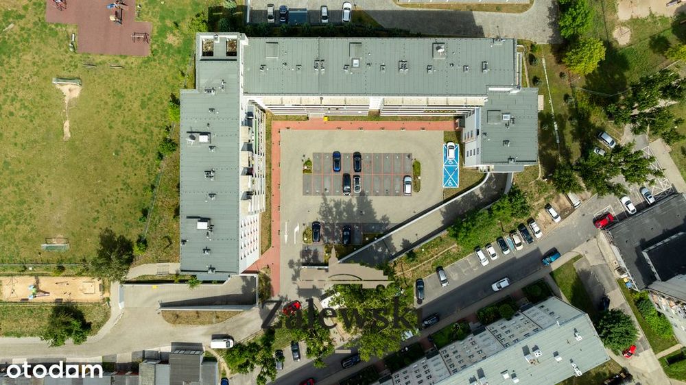 37,06 m² | 2 pokoje  | balkon 11,32 m² | miejsce p