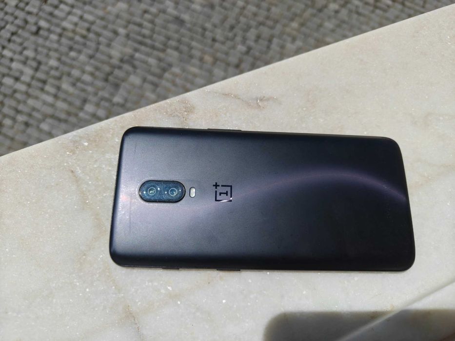 Vendo One Plus 6T usado