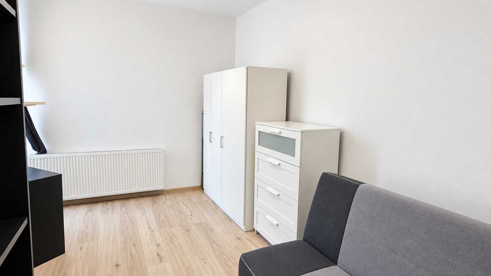Przestronny pokój dla studentki  | Tuwima | Łódź Fabryczna | 1200 zł całość