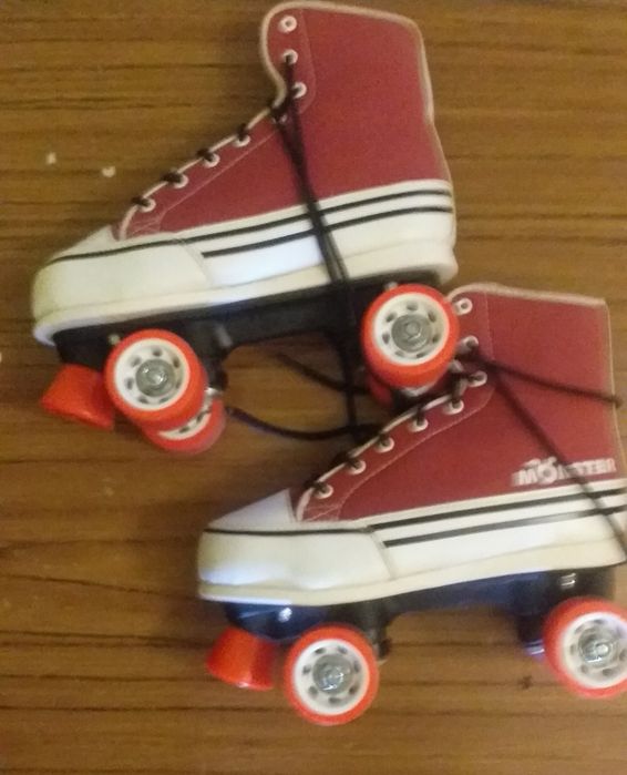Wrotki Monster- Converse w stylu czerwono-białym