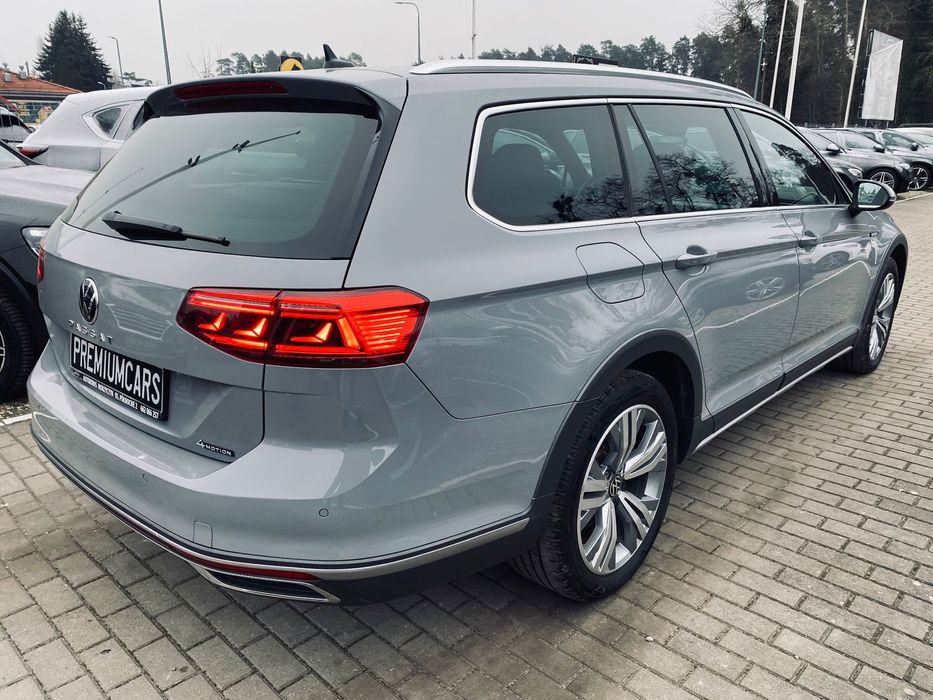 Volkswagen Passat Alltrack 200 PS DSG 4Motion Alltrack Panorama Kamera Radar Asystenci IqLight