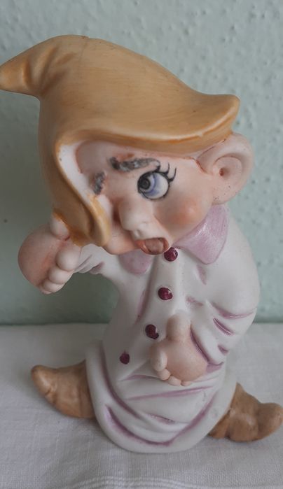 Boneca Branca de Neve.  Porcelana bisquit