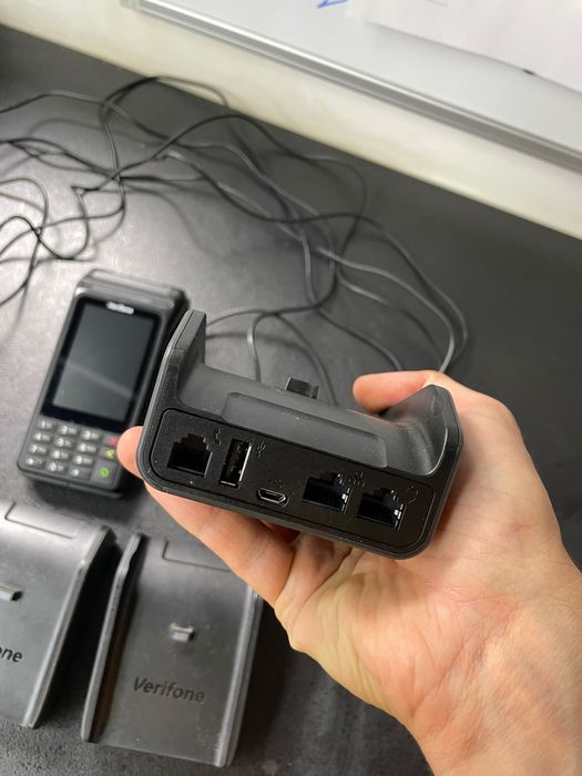Stacja dokująca podstawka ładowarka do terminala kasy wirtualnej iPOS smart / Verifone v240
