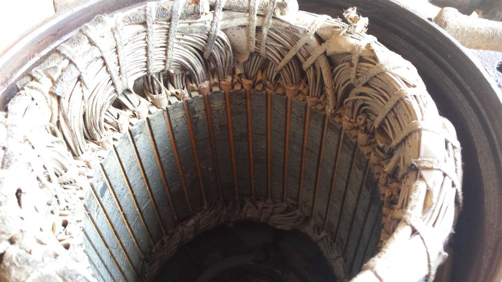 Два електро двигуни