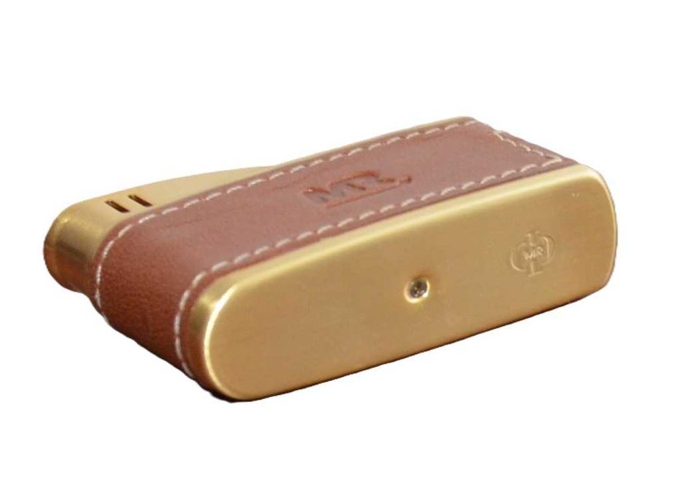 Isqueiro de bolso como novo, forrado a pele