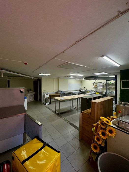 Продаж цех - кухня по виробництву напівфабрикатів, їжі з обладнанням