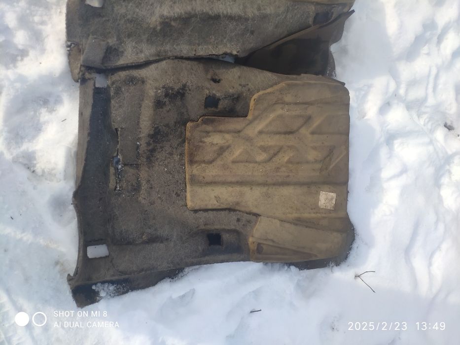 Ковролин салона Mercedes 190 w201