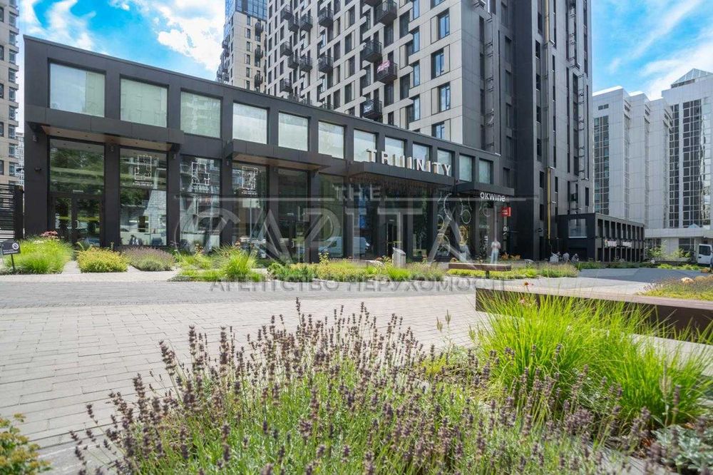 Продаж квартири ЖК TRIIINITY Печерський район Центр