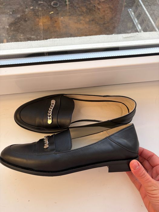 Шкіряні лофери на весну