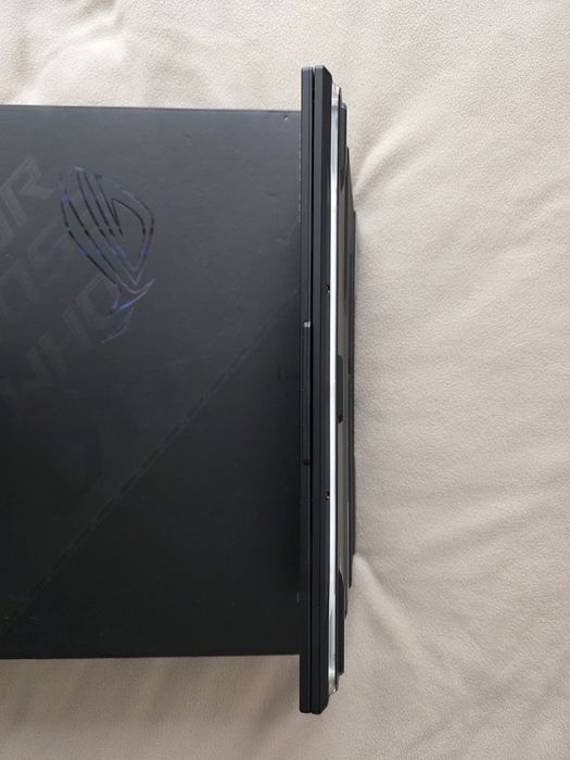 ASUS ROG Strix Scar 17 2023 G733PY RTX4090