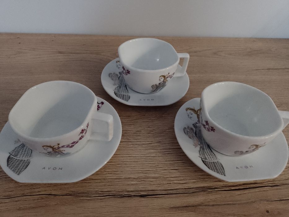 Zestaw filiżanek ceramika