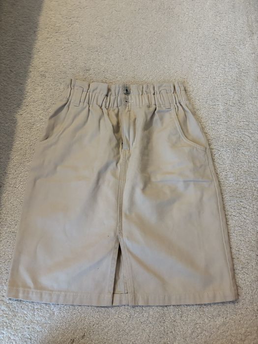 Spodniczk bezowa rozmiar 36