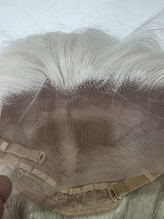 Peruca Longa Ondulada - Loira Clara