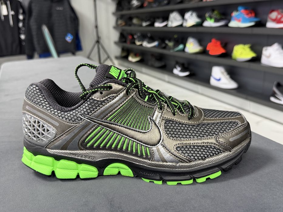 Оригінал 100%   Nike Zoom Vomero 5 Se Black/Grey IB2988-001. / від 26,5см до 29,5см/