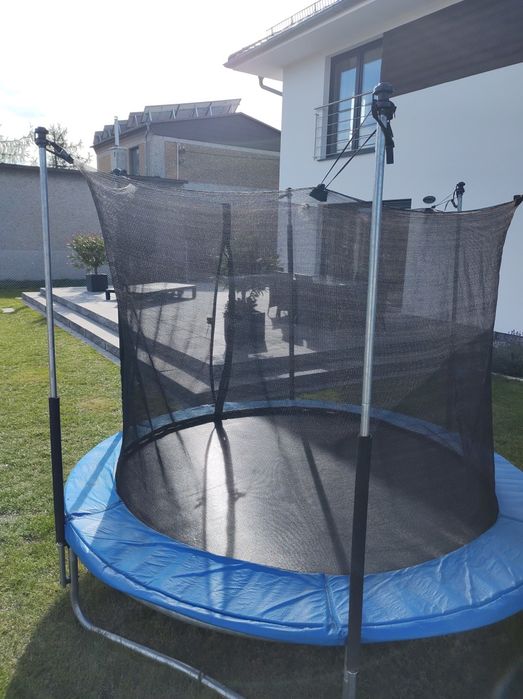 Trampolina ogrodowa