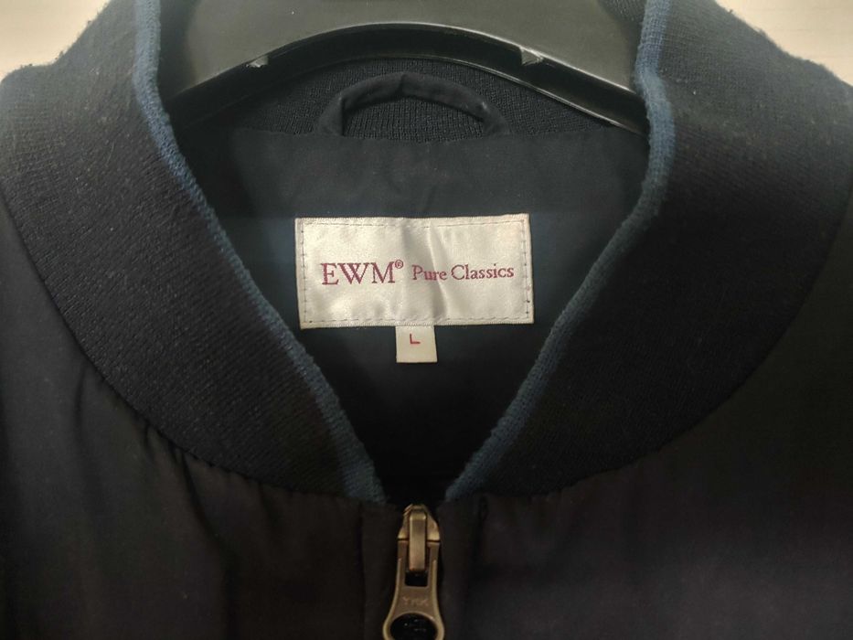 Синяя куртка бомбер EWM L