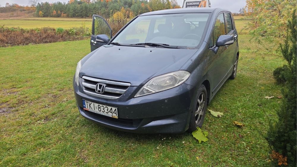 Honda FR-V