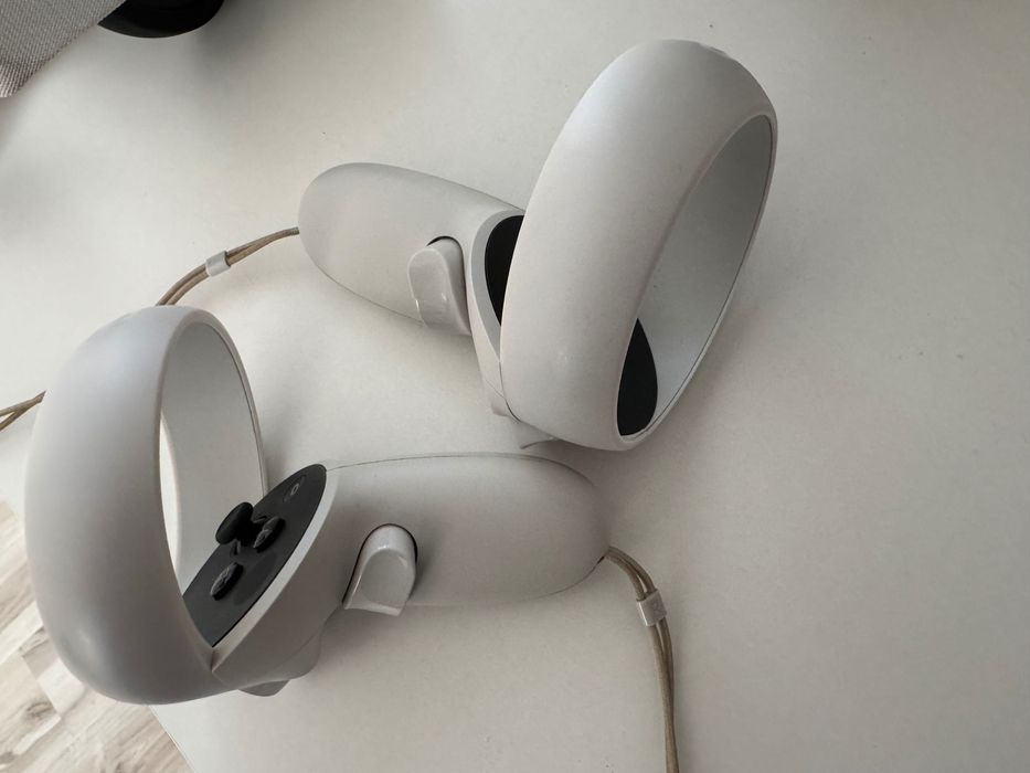 Oculus meta quest 2 /128 GB